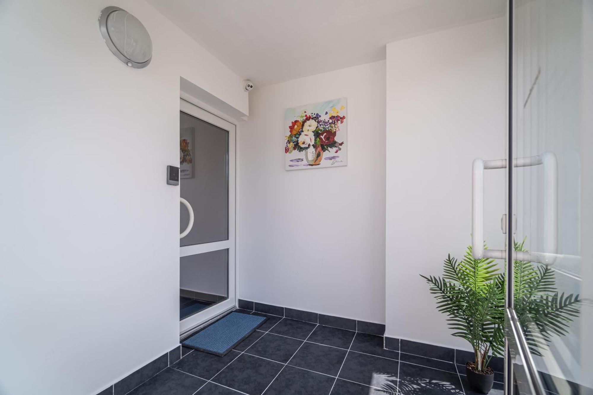 Apartments By Pyramid - Michal Bratislava Exterior photo